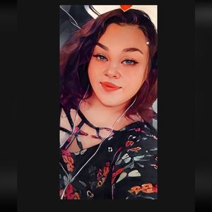 Meet your Posher, Krista